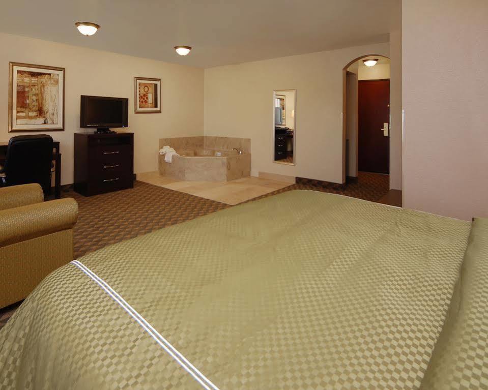 Comfort Suites Benbrook מראה חיצוני תמונה